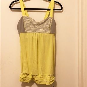 Like new lululemon workout tank with built in bra!